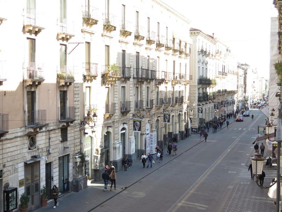 Stesicoro-Duomo Elegante Appartamento In Centro Catania Esterno foto